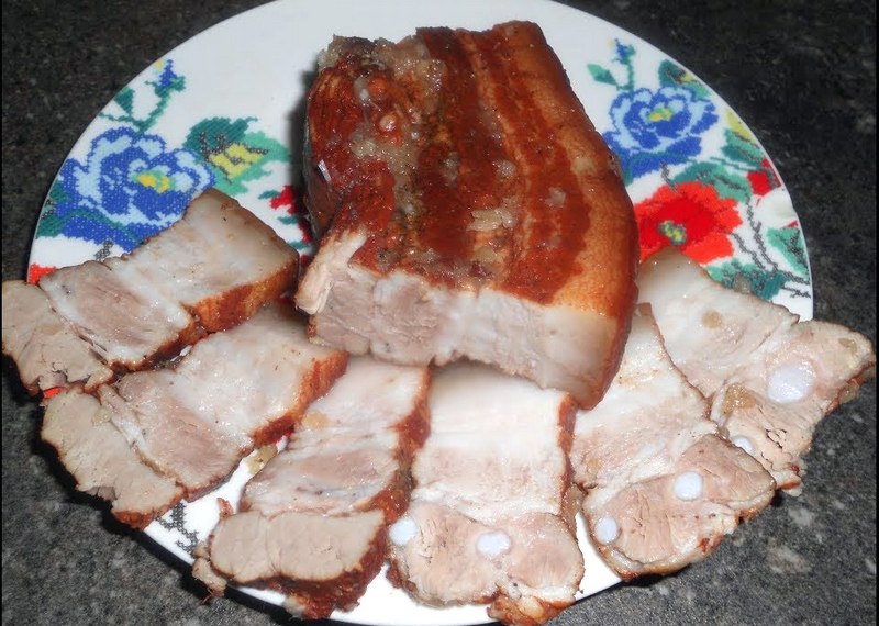 Грудинка в луковой шелухе в домашних условиях из свинины рецепт с фото